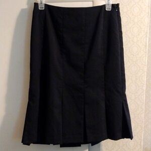 Gap Stretch Size 1 Black Pleated Skirt Side Zipper